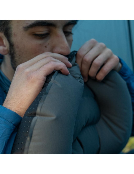 Almohada Inflable Ultraligera Outdoor Vitals - Ajustable, Compacta