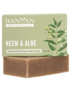 Jabón Calmante de Neem y Aloe Banyan Botanicals 113g