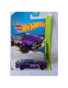 Hot Wheels 2014 Chevy Chevelle Púrpura 243/250 - Mattel