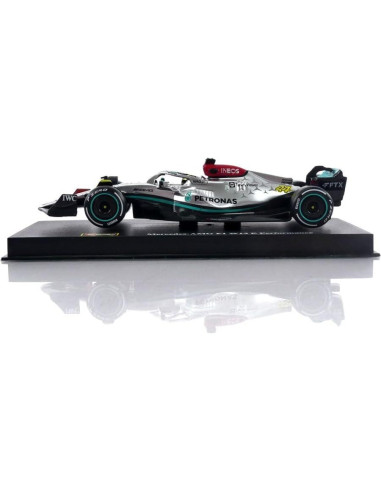 Bburago F1 Mercedes W13 E Performance 1:43 con piloto Hamilton
