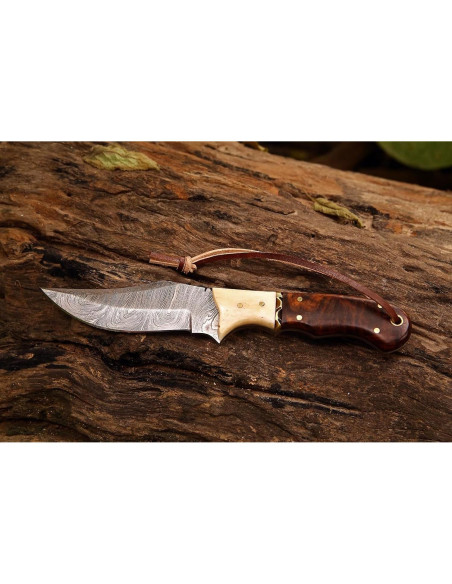 Cuchillo de Caza Damasco Genérico 20.96 cm Mango Hueso y Palisandro