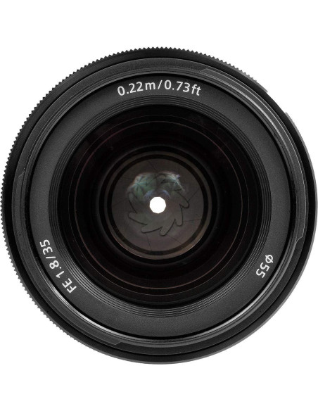 Lente Sony FE 35mm f/1.8 + Kit de Inicio Pro - Formato Completo Lente Sony FE 35mm f/1.8 + Kit de Inicio Pro - Formato Completo