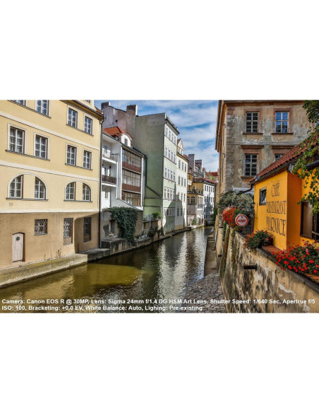 Lente Sigma 24mm F/1.4 DG HSM Art para Sony E - 0.66 kg Lente Sigma 24mm F/1.4 DG HSM Art para Sony E - 0.66 kg