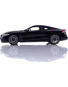 MINICHAMPS 1/18 BMW M8 Coupe 2020 a Escala Detallada 2