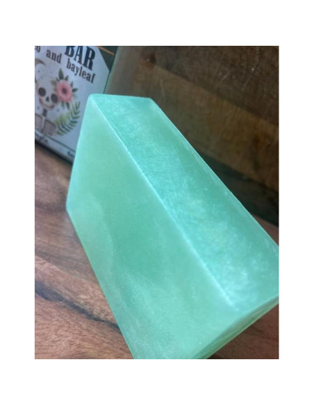 Jabón en Barra Aromatizado a Tabaco y Laurel 255g - Hecho a Mano