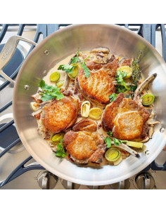 Sartén All-Clad D5 de Acero Inoxidable 14" con Tapa 2