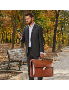 Maletín de Cuero Vintage Banuce 15.6" para Hombres con Cerradura 2