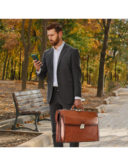 Maletín de Cuero Vintage Banuce 15.6" para Hombres con Cerradura