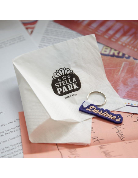 Caza a un Asesino: Cuerpo en el Paseo Marítimo - Juego de Misterio Caza a un Asesino: Cuerpo en el Paseo Marítimo - Juego de Misterio