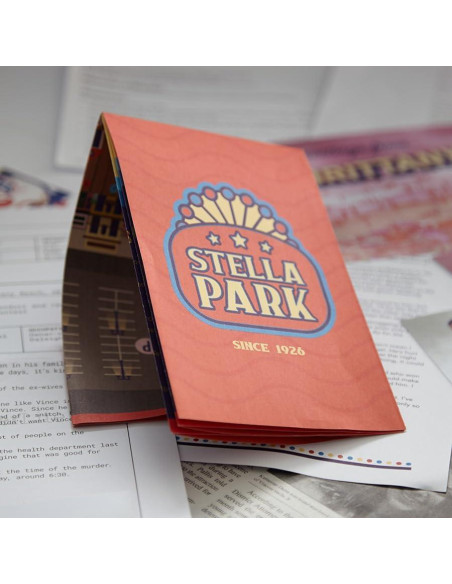 Caza a un Asesino: Cuerpo en el Paseo Marítimo - Juego de Misterio Caza a un Asesino: Cuerpo en el Paseo Marítimo - Juego de Misterio