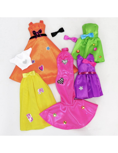 Kit de Manualidades Barbie Diseñadora de Moda - 5 Atuendos DIY