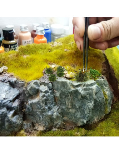 FOIMAS 56pcs Mini Arbustos Verdes para Escenografía DIY