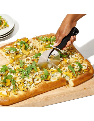 Cortador de Pizza OXO Good Grips 10.67 cm Acero Inoxidable