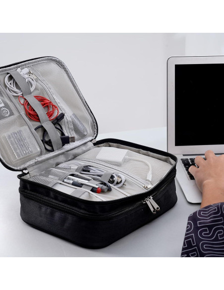 Organizador de Electrónicos OrgaWise 3 Capas Negro 28x21x9cm