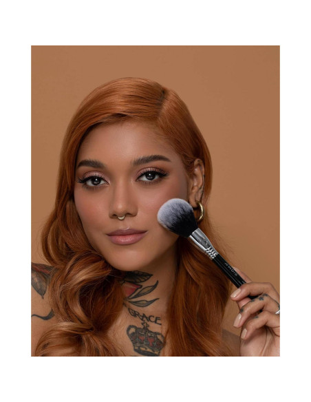 Brocha Sigma Beauty F24 para Polvo Suelto - Grande y Suave Brocha Sigma Beauty F24 para Polvo Suelto - Grande y Suave