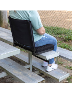 Silla de Gradas Home-Complete Negra con Respaldo y Portavasos 2