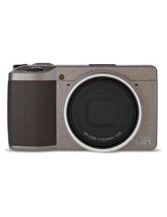 Cámara Compacta Digital Ricoh GR III Edición Diario 24MP