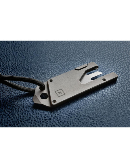 Herramienta Multifuncional de Titanio BIG IDEA DESIGN 7.5cm