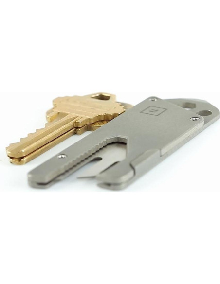 Herramienta Multifuncional de Titanio BIG IDEA DESIGN 7.5cm