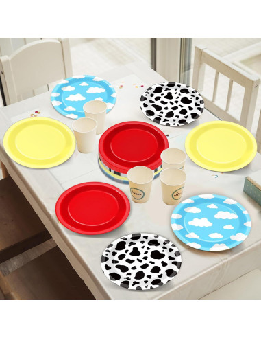 48 Platos de Papel Desechables CHUNNIN Estampado de Vaca 17.78 cm