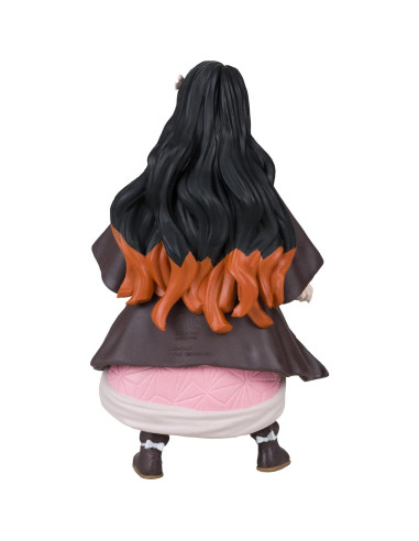 Figura de acción Nezuko Kamado 12.7 cm McFarlane Toys Demon Slayer