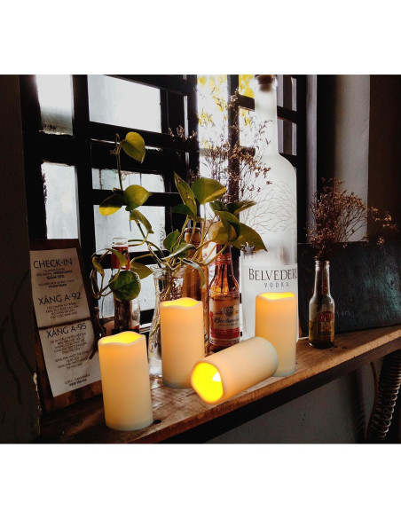 2 Velas LED Sin Llama Biyanuo para Exteriores con Control Remoto