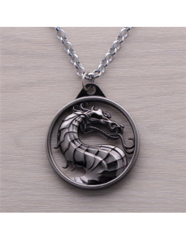 Collar Amuleto Dragón Vintage Mortal Kombat Gris 4.5cm