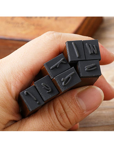 Set de Sellos de Letras Vintage DIYOMR - 28 Piezas Madera