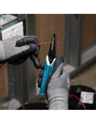 Destripador de Cables Klein Tools + Nivel Magnético 15.88 cm