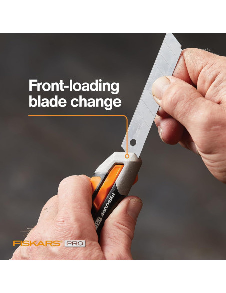 Cuchillo Utility Pro Fiskars 18 mm Naranja/Negro con Hoja CarbonMax Cuchillo Utility Pro Fiskars 18 mm Naranja/Negro con Hoja CarbonMax