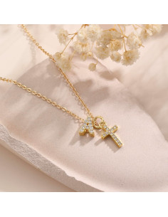 Collar de Cruz de Oro 14K para Mujeres con Circonita Cubica 2