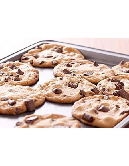 Bandeja de Horno Perforada Winco 33x46 cm Aluminio Grado Comercial