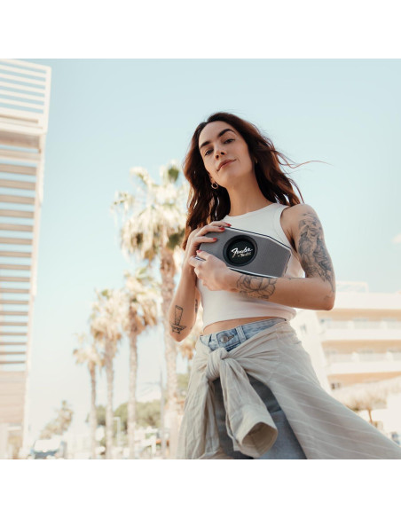 Altavoz Bluetooth Fender x Teufel ROCKSTER GO 2 - Impermeable, 28h Batería