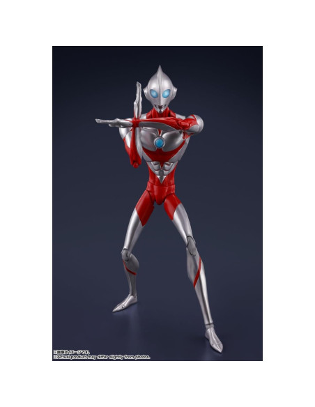 Figura de acción S.H.Figuarts Ultraman y Emi Bandai 16 cm
