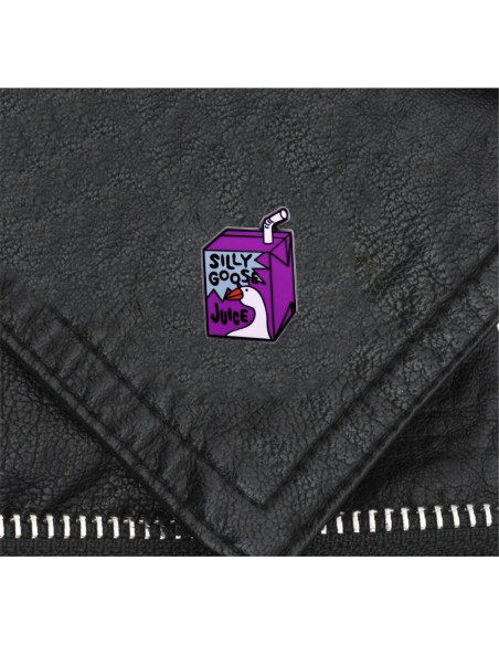 Pin de Esmalte Ganso Tonto Morado - Broche de Solapa