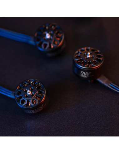 Motor sin escobillas SpeedyBee 1507 3600KV para dron FPV 3-3.6"
