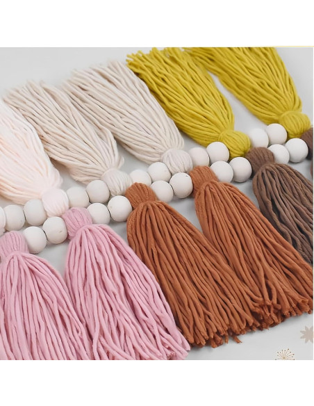 Guirnalda de Borlas Arcoíris Pastel con Perlas de Madera Guirnalda de Borlas Arcoíris Pastel con Perlas de Madera