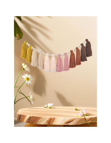 Guirnalda de Borlas Arcoíris Pastel con Perlas de Madera Guirnalda de Borlas Arcoíris Pastel con Perlas de Madera