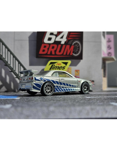 Paquete de 10 Ruedas de Goma 1:64 con Logo - Accesorios Diecast