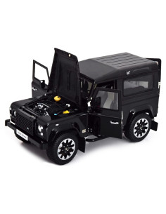 Auto a Escala 1/18 LCD Models Defender 90 V8 2018