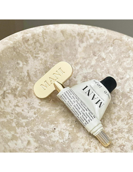 Set de Crema de Manos Hidratante y Sanitizante Mani - 2 Piezas 71g