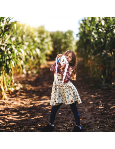 Cámara Digital Instantánea Hello Kitty Modelo P + 2 Juegos de Recarga