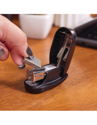 Grapadora Mini Swingline Tot Negra, 12 Hojas, 1000 Grapas
