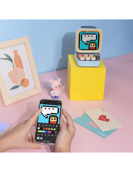 Altavoz Bluetooth Divoom Ditoo-Mic con Micrófono Karaoke RGB