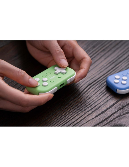 Controlador Mini Bluetooth 8BitDo Pocket Verde para Switch y Android