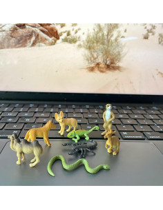 Safari Ltd. Paquete de 8 Mini Figuras Animales del Desierto 2