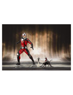 Estatua Coleccionable Ant-Man y Avispa Kotobukiya 1/10
