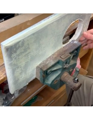 Compuesto de Nivelación de Poliéster TotalBoat 3.3kg