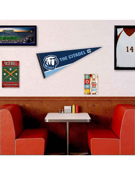 Banderín de Fieltro Citadel 30x76 cm - Bulldogs