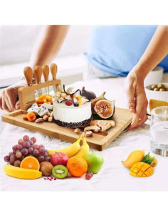 Tabla de Queso Kylinbigda de Bambú 33.78 cm con Utensilios 2